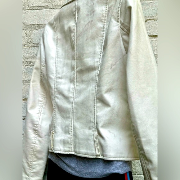 superdown Kailey Moto Jacket - Picture 8 of 10